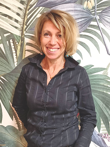 photo gaelle coiffeur angers street coiffure photo gaelle coiffeur angers street coiffure